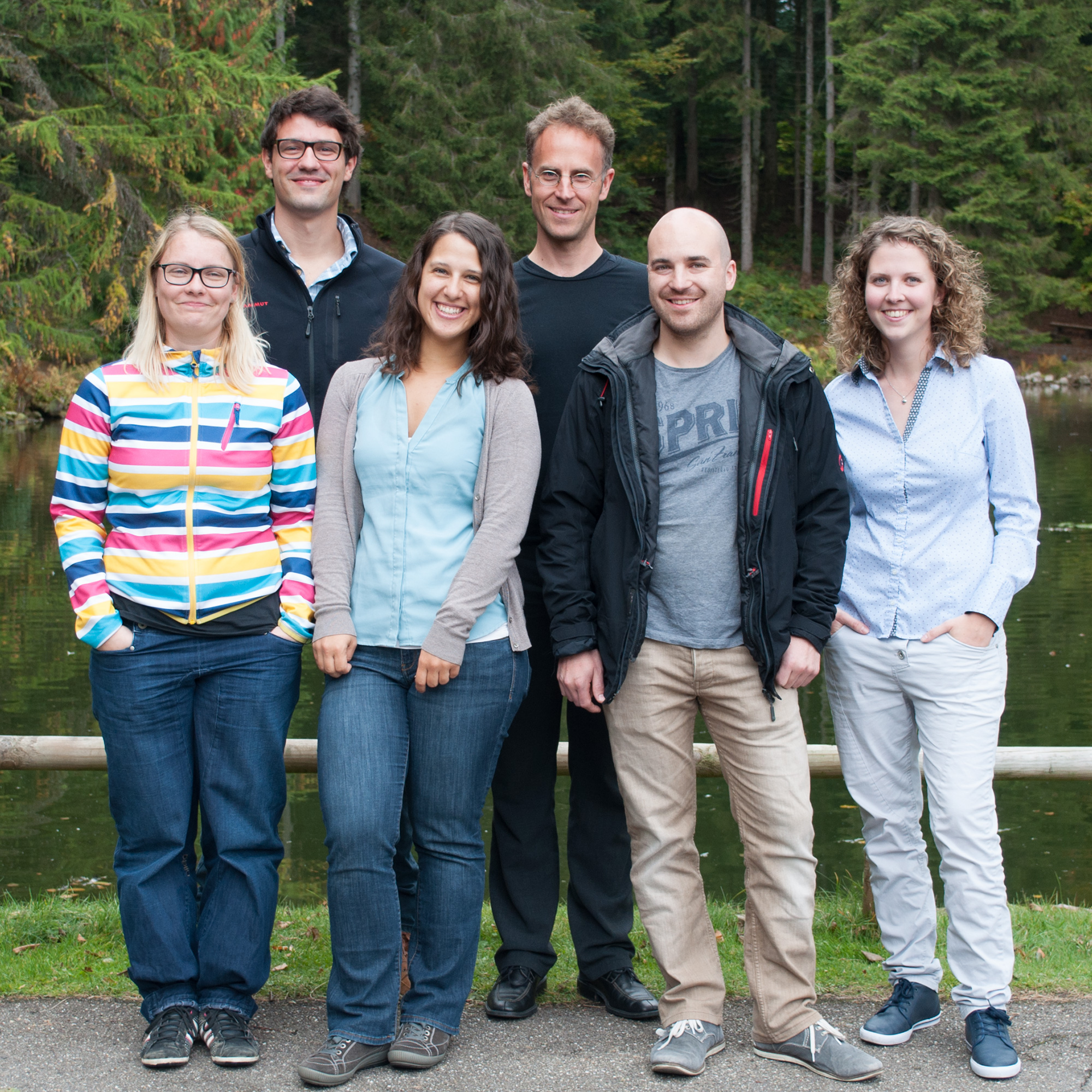 Gruppenbild2015.png